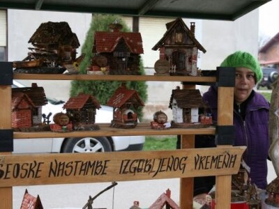 Seoske nastambe izgubljenog vremena