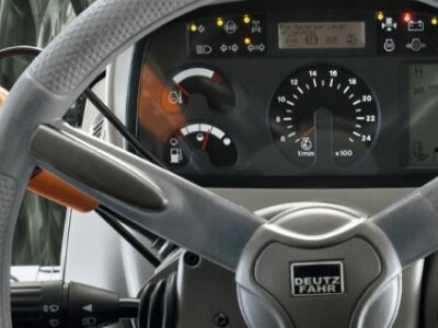 Traktor Deutz-Fahr 7