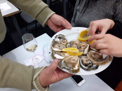 Sezona kamenica Sezona kamenica