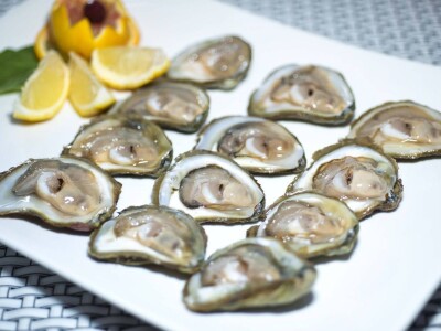 Sezona kamenica Sezona kamenica