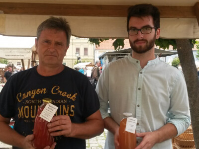 Velimir Dumenčić i marljivi sin Velimir Dumenčić i marljivi sin