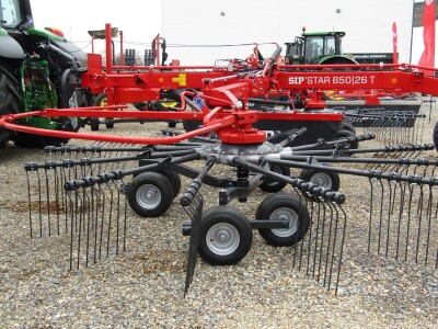 SIP&KITE - prezentacija mašina u Sremskoj Mitrovici -