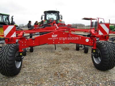 SIP&KITE - prezentacija mašina u Sremskoj Mitrovici -