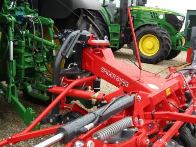 SIP&KITE - prezentacija mašina u Sremskoj Mitrovici -