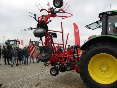 SIP&KITE - prezentacija mašina u Sremskoj Mitrovici -