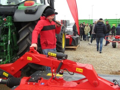 SIP&KITE - prezentacija mašina u Sremskoj Mitrovici -