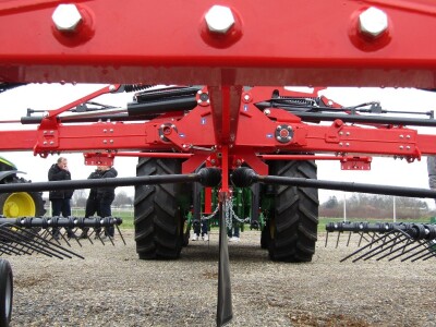 SIP&KITE - prezentacija mašina u Sremskoj Mitrovici -