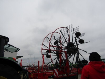 SIP&KITE - prezentacija mašina u Sremskoj Mitrovici -