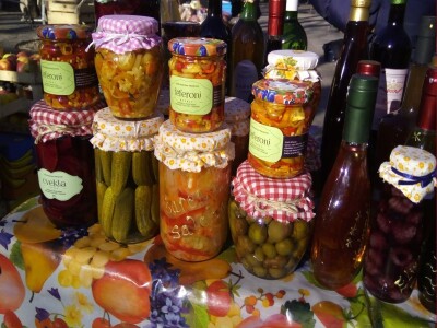 Šišići zarade solidnu platu praveći likere, džemove i salate