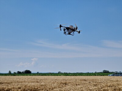 Sjetva dronovima u Strizivojni
