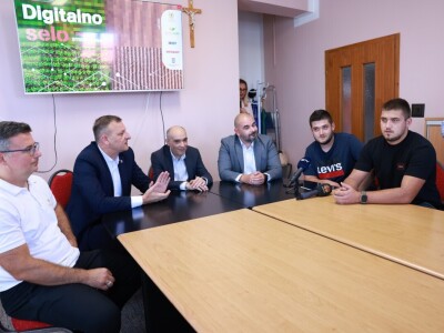 Sjetva dronovima u Strizivojni