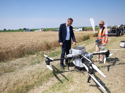 Sjetva dronovima u Strizivojni