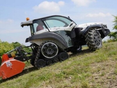 Traktor Ferrari Sky Jump V95 Dualsteer