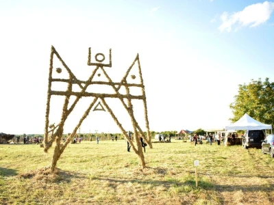 Slama Land Art 2021