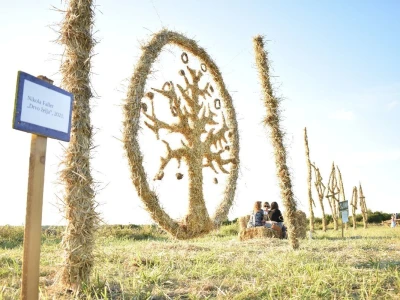 Slama Land Art 2021