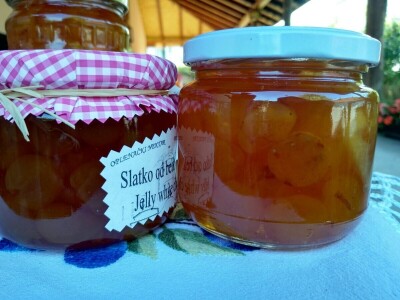 Slatko od bele trešnje