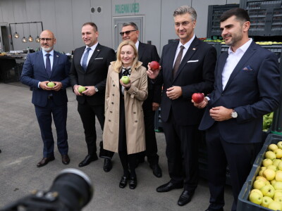 U Križu otvoren novi Logističko distribucijski centar PZ JabukaHR