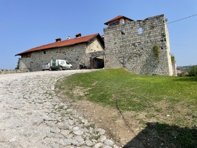 Šljiva je othranila generacije u gradu Zmaja od Bosne