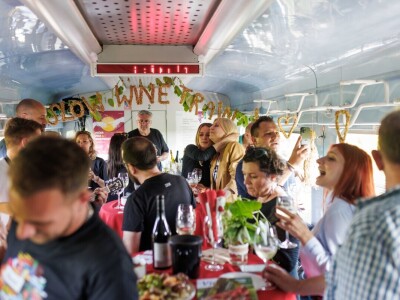Slow Wine Train