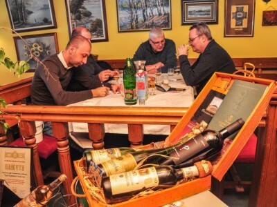 Smotra najboljih rakija i vina u susret Svetom Trifunu