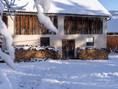 Snježna idila u Lici