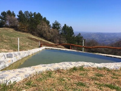 Sokolske kolibe: Genetički centar