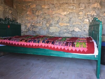 Sokolske kolibe: Genetički centar