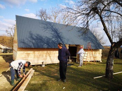 Solidarne štale za Baniju