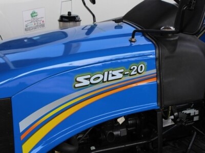 Traktor Sonalika Solis 20