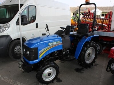 Traktor Sonalika Solis 20