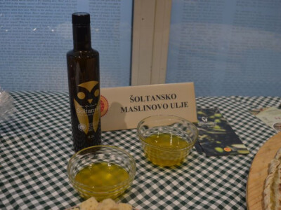 Hrvatsko naj Hrvatsko naj