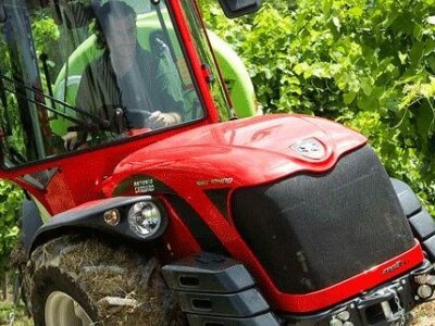 Traktor Antonio Carraro SRX