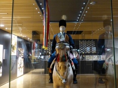 Stalni postav u Alkarskom muzeju (detalj) Stalni postav u Alkarskom muzeju (detalj)