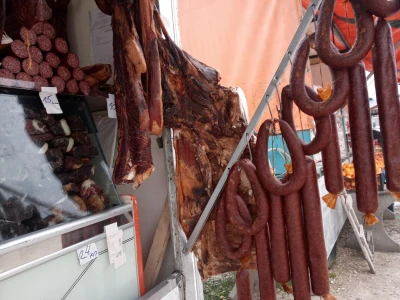 Stao na crtu Visočanima: Zeničanin tvrdi da je njegovo suho meso najbolje