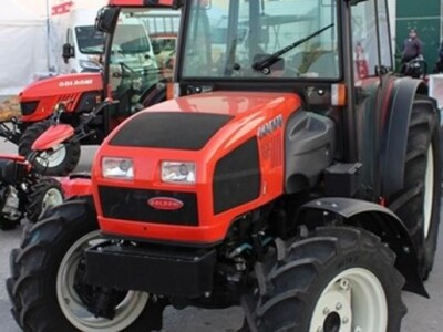 Traktor Goldoni Star 100