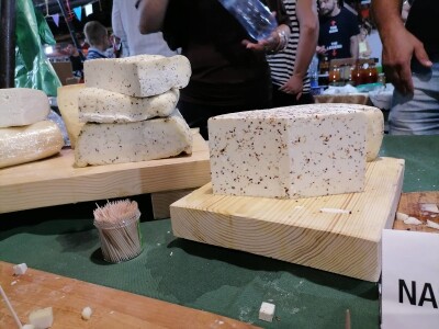 Stari sir iz Starih Ledinaca