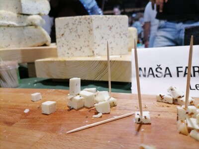 Stari sir iz Starih Ledinaca