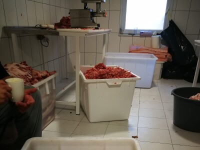 Starinski recept duvanjske kobasice – kako je napraviti? Starinski recept duvanjske kobasice – kako je napraviti?