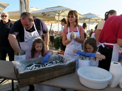 Stoljetna tradicija soljenja srdela