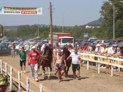 Štraparijada u Derventi 2023