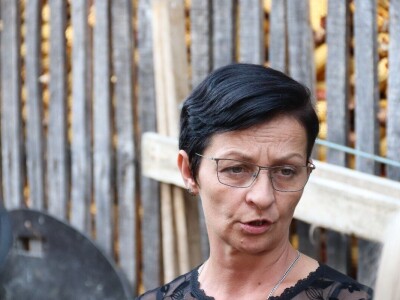 Suzana sama vodi brigu oko 15 krmača