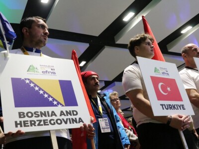 Svečani defile učesnika 53. EFNS Svečani defile učesnika 53. EFNS