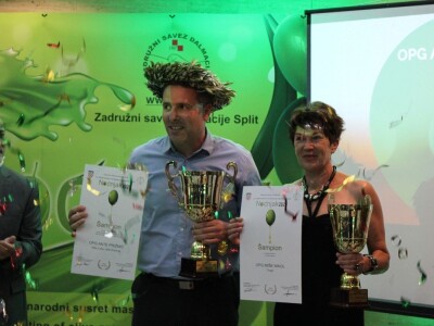 Svečano uručivanje priznanja, pakovine Noćnjak 2020 Svečano uručivanje priznanja, pakovine Noćnjak 2020