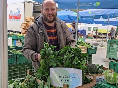 SVEMIR VRSALJKO - Izigran za posao u Biogradu osigurao egzistenciju za sebe i obitelj u opustjelom selu Jagodnja Donja