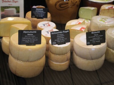 Švicarska, zemlja vrijednih ljudi, pitoresknih krajolika i sretnih krava