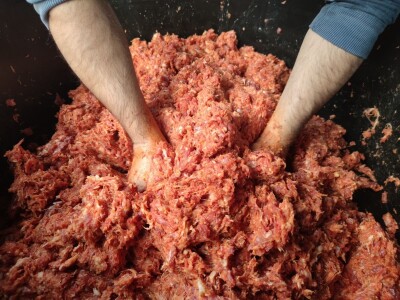 Svinjokolja, klanje, kolinje - tradicija koja ne izumire