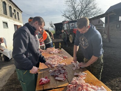 Svinjokolja u Posavskim Podgajcima 2025.