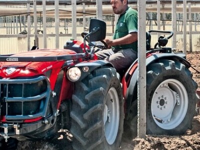 Traktor Antonio Carraro SRX