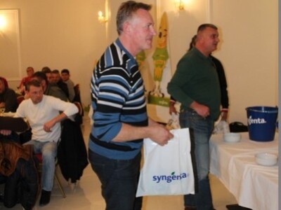 Syngenta dres za sinove :)