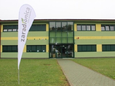 Syngenta HyVido zaradionica!